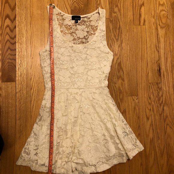 Aritzia Dillema Lace Skater Dress - Picture 12 of 16